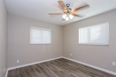 Villa ou maison à louer à Saint Petersburg, Floride: 3 chambres, 114.73 m2 № 1813387 - photo 7