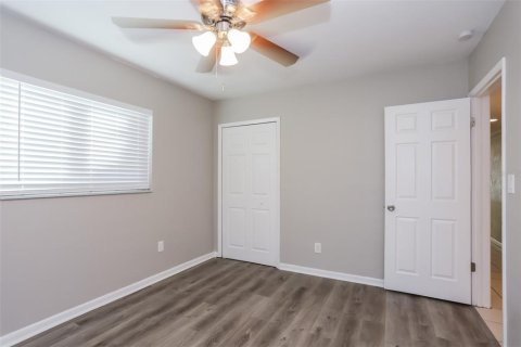 Villa ou maison à louer à Saint Petersburg, Floride: 3 chambres, 114.73 m2 № 1813387 - photo 8