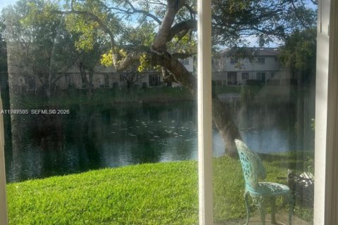 Touwnhouse à louer à Riviera Beach, Floride: 2 chambres, 112.04 m2 № 2060848 - photo 9