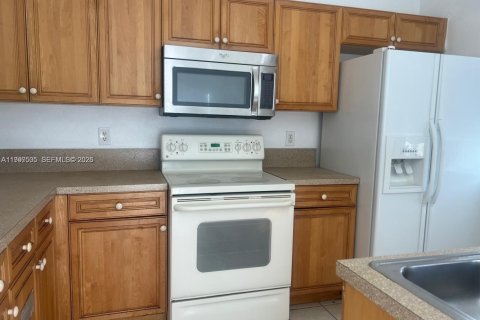 Touwnhouse à louer à Riviera Beach, Floride: 2 chambres, 112.04 m2 № 2060848 - photo 2