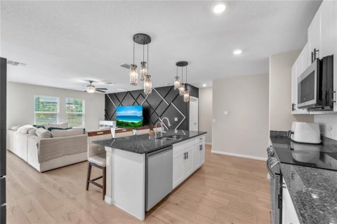 Villa ou maison à vendre à Ruskin, Floride: 6 chambres, 312.34 m2 № 2287833 - photo 5