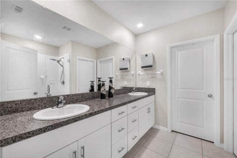 Villa ou maison à vendre à Ruskin, Floride: 6 chambres, 312.34 m2 № 2287833 - photo 10