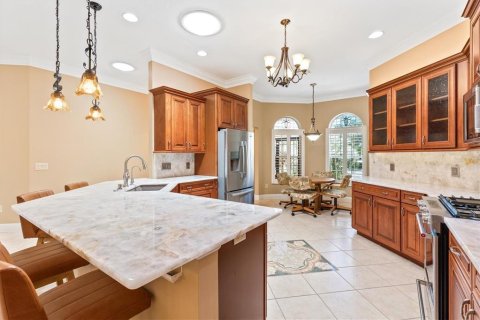 House in The Villages, Florida 3 bedrooms, 187.2 sq.m. № 1885914 - photo 12