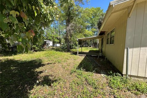 House in Astor, Florida 4 bedrooms, 121.89 sq.m. № 1593372 - photo 12