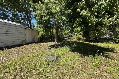 House in Astor, Florida 4 bedrooms, 121.89 sq.m. № 1593372 - photo 11