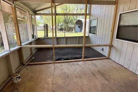 House in Astor, Florida 4 bedrooms, 121.89 sq.m. № 1593372 - photo 19