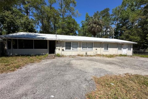 House in Astor, Florida 4 bedrooms, 121.89 sq.m. № 1593372 - photo 2