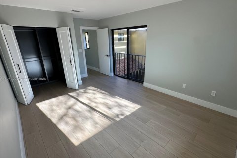 Touwnhouse à vendre à Doral, Floride: 4 chambres, 159.05 m2 № 1999376 - photo 26