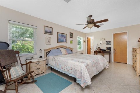 House in Englewood, Florida 2 bedrooms, 136.57 sq.m. № 1852881 - photo 13