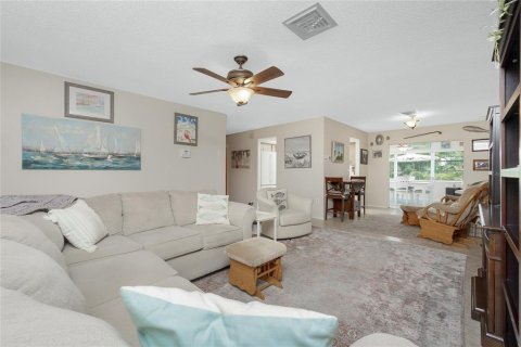 House in Englewood, Florida 2 bedrooms, 136.57 sq.m. № 1852881 - photo 6