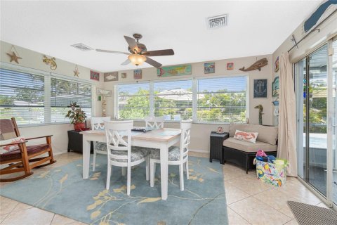 House in Englewood, Florida 2 bedrooms, 136.57 sq.m. № 1852881 - photo 21