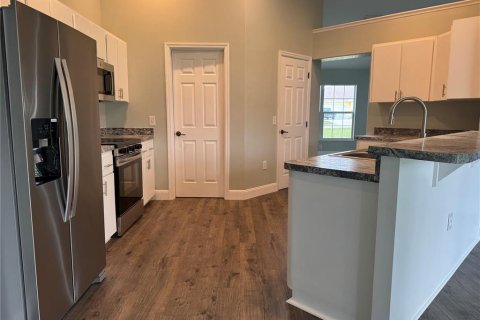Casa en venta en Ocala, Florida, 4 dormitorios, 203.27 m2 № 1800306 - foto 5