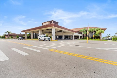 Condominio en venta en Pembroke Pines, Florida, 2 dormitorios, 85.93 m2 № 1947017 - foto 25