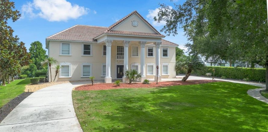 Casa en Windermere, Florida 6 dormitorios, 651.8 m2 № 2107367