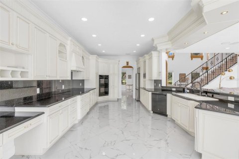 Casa en venta en Windermere, Florida, 6 dormitorios, 651.8 m2 № 2107367 - foto 14
