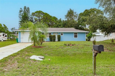 Casa en venta en St. Lucie, Florida, 3 dormitorios, 93.46 m2 № 1897567 - foto 1