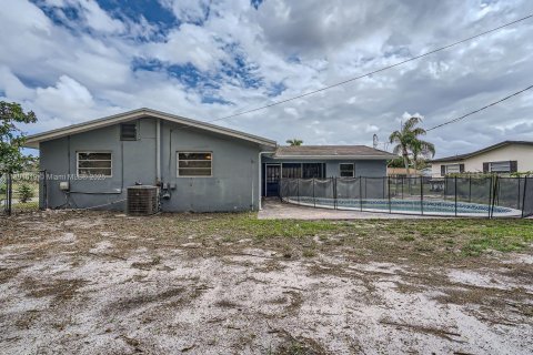 House in Coconut Creek, Florida 3 bedrooms, 117.89 sq.m. № 1944020 - photo 26