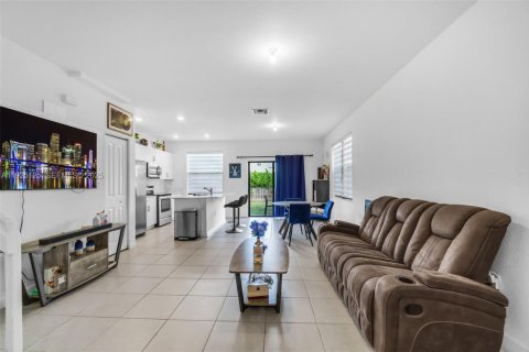 Купить таунхаус в Хомстед, Флорида 3 спальни, 140.65м2, № 1983752 - фото 5