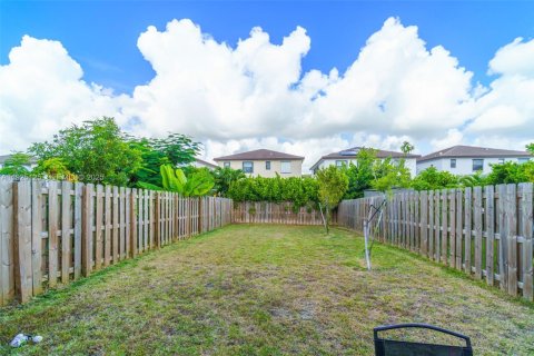 Купить таунхаус в Хомстед, Флорида 3 спальни, 140.65м2, № 1983752 - фото 23