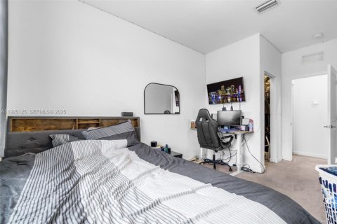 Купить таунхаус в Хомстед, Флорида 3 спальни, 140.65м2, № 1983752 - фото 15