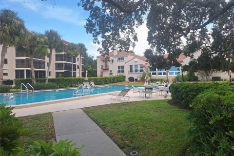 Condominio en venta en Tarpon Springs, Florida, 2 dormitorios, 144 m2 № 2322452 - foto 27