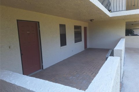 Condominio en venta en Tarpon Springs, Florida, 2 dormitorios, 144 m2 № 2322452 - foto 3