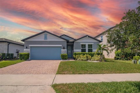 House in Winter Park, Florida 4 bedrooms, 203.64 sq.m. № 1871091 - photo 1