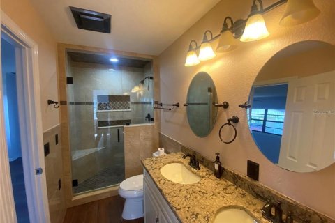 Casa en venta en Frostproof, Florida, 6 dormitorios, 404.68 m2 № 1904922 - foto 21