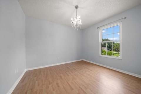 House in Palm Harbor, Florida 3 bedrooms, 136.01 sq.m. № 1829668 - photo 20