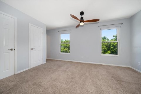 House in Palm Harbor, Florida 3 bedrooms, 136.01 sq.m. № 1829668 - photo 26