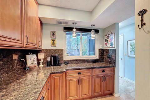 Купить кондоминиум в Сарасота, Флорида 5 комнат, 119.66м2, № 2166646 - фото 9