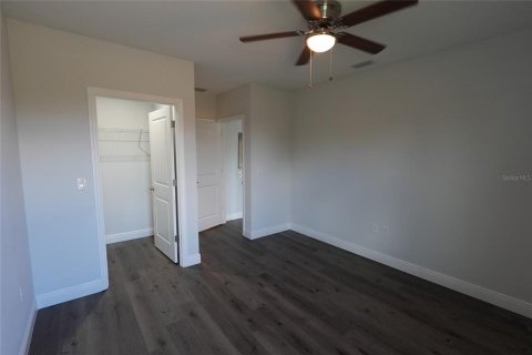 Commercial property in Port Charlotte, Florida 6 bedrooms, 230.4 sq.m. № 2195337 - photo 16