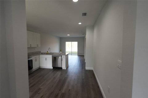 Commercial property in Port Charlotte, Florida 6 bedrooms, 230.4 sq.m. № 2195337 - photo 22