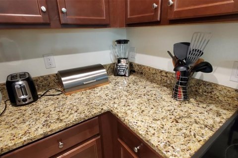 Touwnhouse à louer à Venice, Floride: 3 chambres, 181.07 m2 № 2432620 - photo 6