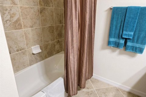Touwnhouse à louer à Venice, Floride: 3 chambres, 181.07 m2 № 2432620 - photo 29
