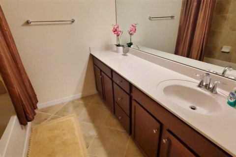 Touwnhouse à louer à Venice, Floride: 3 chambres, 181.07 m2 № 2432620 - photo 24
