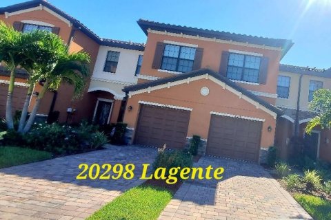 Touwnhouse à Venice, Floride 3 chambres, 181.07 m2 № 2432620