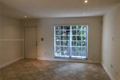 Снять в аренду кондоминиум в Майами, Флорида 1 спальня, 51.56м2, № 2015899 - фото 25