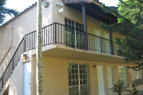 Снять в аренду кондоминиум в Майами, Флорида 1 спальня, 51.56м2, № 2015899 - фото 13