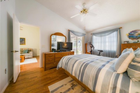 House in Tarpon Springs, Florida 2 bedrooms, 99.41 sq.m. № 1774769 - photo 22