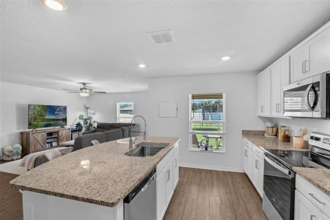 Casa en alquiler en Astatula, Florida, 5 dormitorios, 184.32 m2 № 1907993 - foto 9