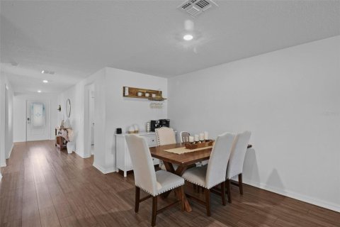 Casa en alquiler en Astatula, Florida, 5 dormitorios, 184.32 m2 № 1907993 - foto 7
