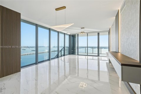 Condo in Miami, Florida, 4 bedrooms № 1988957 - photo 6