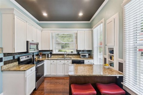 Casa en venta en Clermont, Florida, 4 dormitorios, 221.2 m2 № 2347624 - foto 11