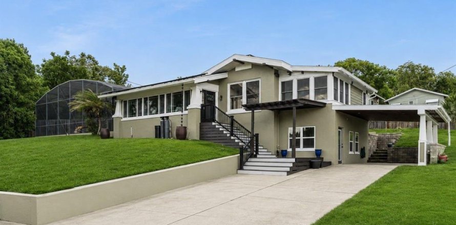 Casa en Clermont, Florida 4 dormitorios, 221.2 m2 № 2347624