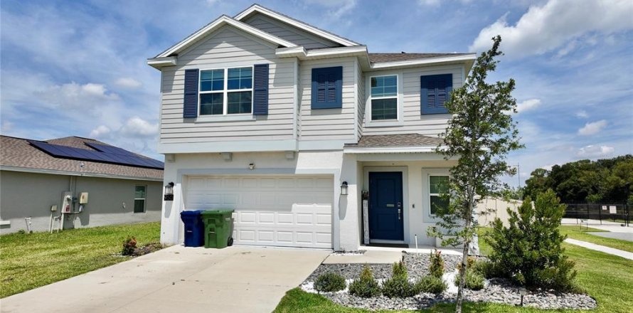 Casa en Winter Haven, Florida 5 dormitorios, 209.4 m2 № 1915219