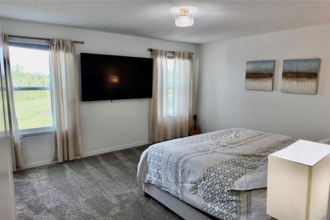 Casa en venta en Winter Haven, Florida, 5 dormitorios, 209.4 m2 № 1915219 - foto 29