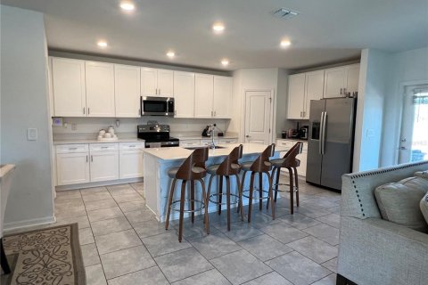 Casa en venta en Winter Haven, Florida, 5 dormitorios, 209.4 m2 № 1915219 - foto 15