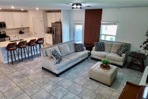 Casa en venta en Winter Haven, Florida, 5 dormitorios, 209.4 m2 № 1915219 - foto 9