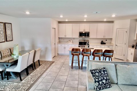 Casa en venta en Winter Haven, Florida, 5 dormitorios, 209.4 m2 № 1915219 - foto 17
